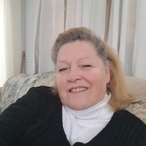 Meet your Posher, Pauline